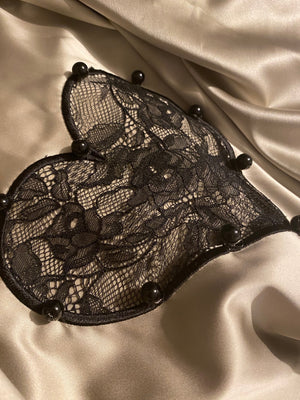 'Sirena' babydoll in bronze with black French lace heart